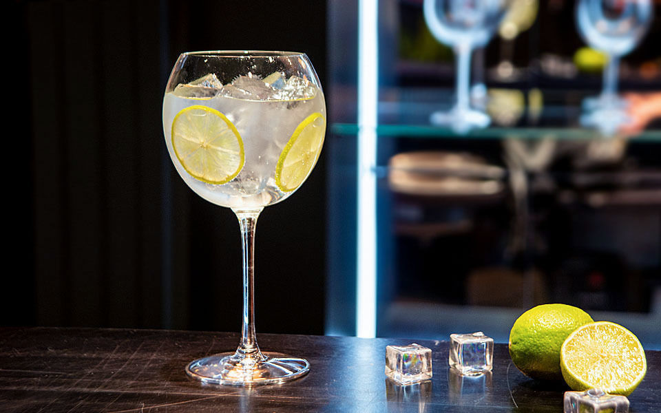 Коктейль Мартини тоник