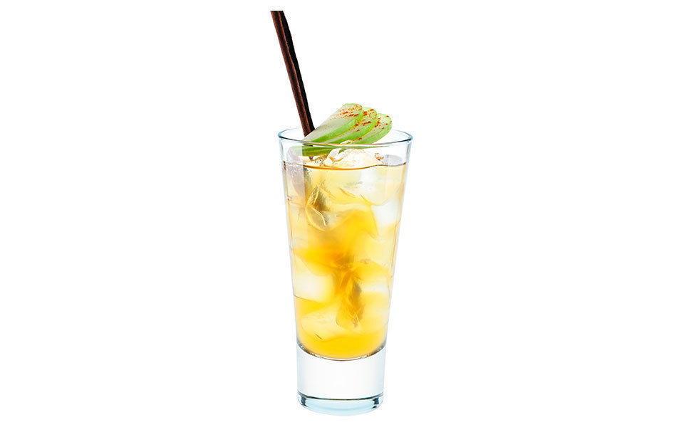 Коктейль Виски яблочный сок