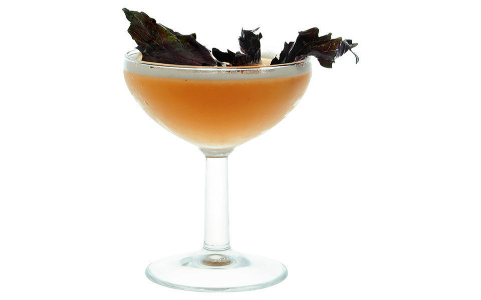 Коктейль Дайкири с медом и базиликом